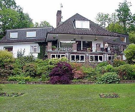 Linchens Bed And Breakfast Felbridge Buitenkant foto