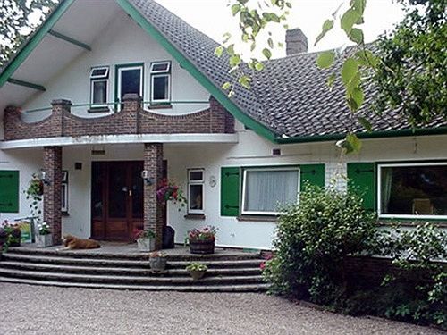 Linchens Bed And Breakfast Felbridge Buitenkant foto